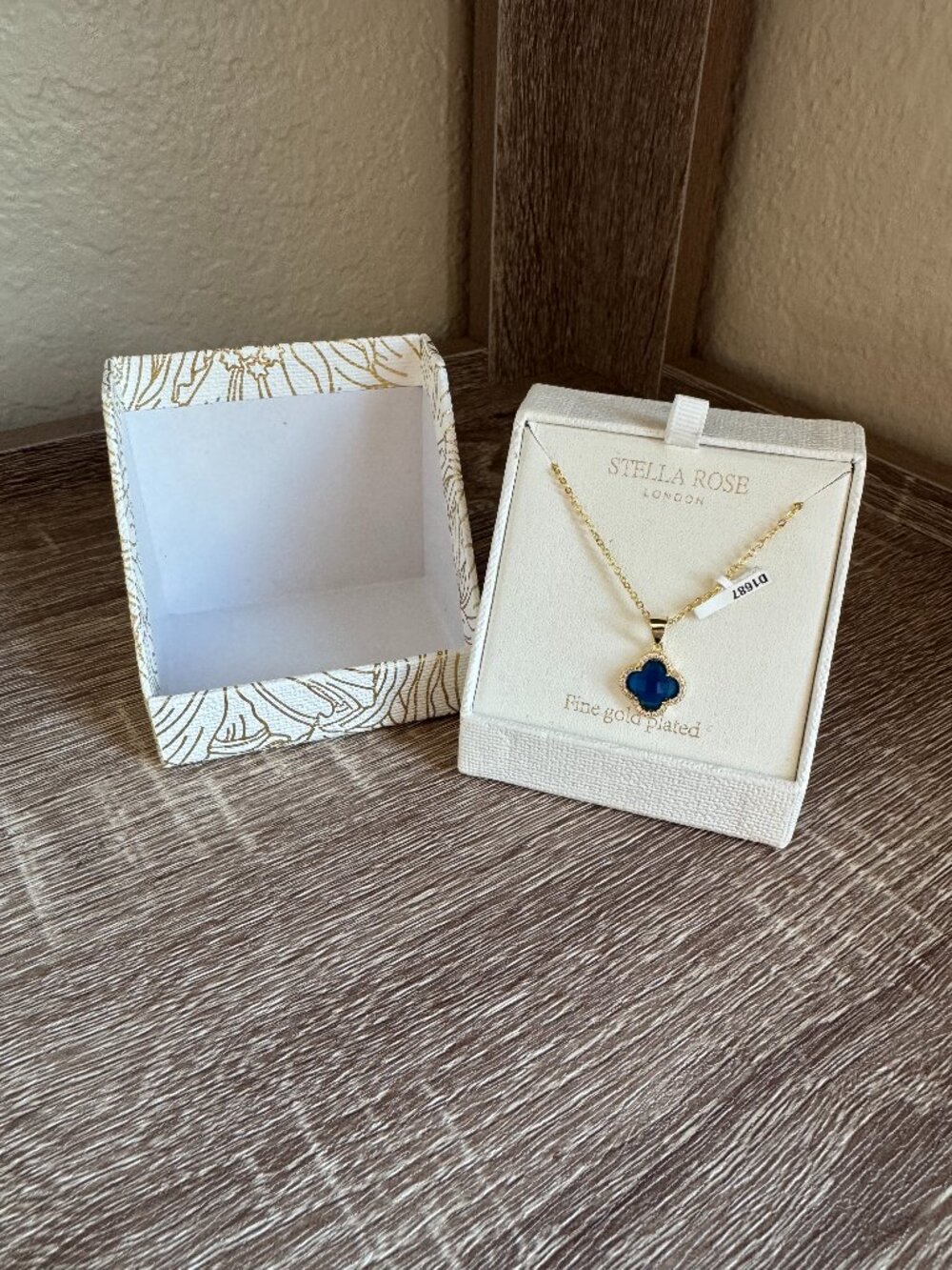 Stella Rose London Blue Clover Pendant Necklace Fine Gold Plated NEW